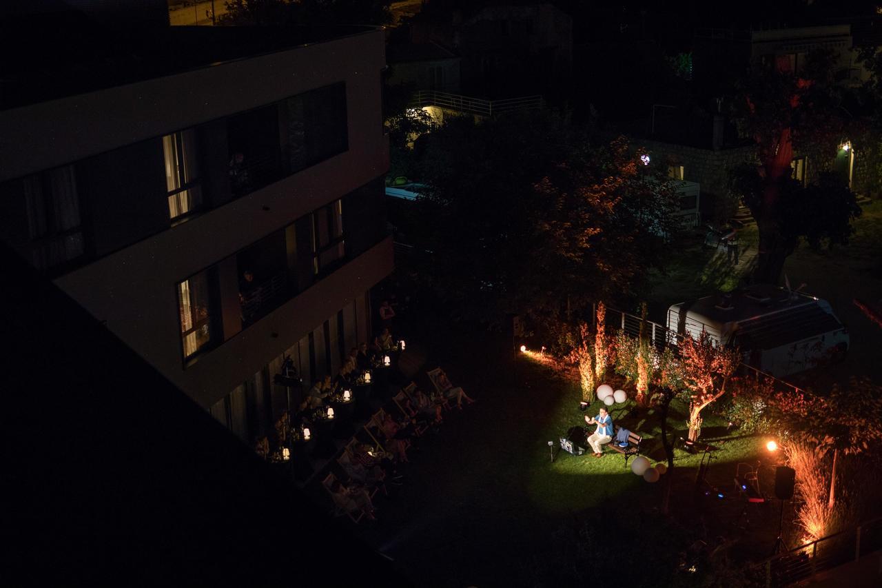 One Suite Hotel Mlini Buitenkant foto